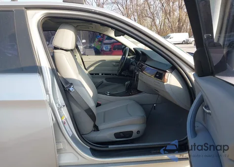 2008 BMW 328Xi из США, поврежденный, VIN WBAVC93548K036392